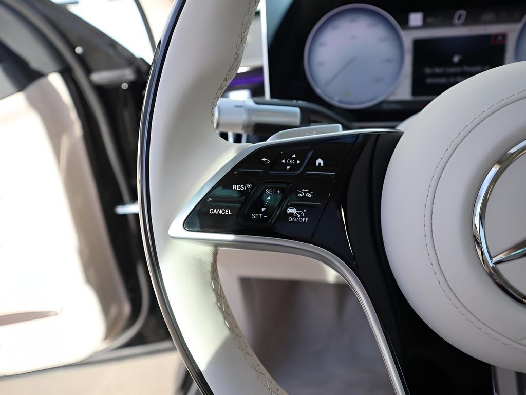 New 2026 Obsidian Black Metallic Mercedes-Benz S 580 image 32