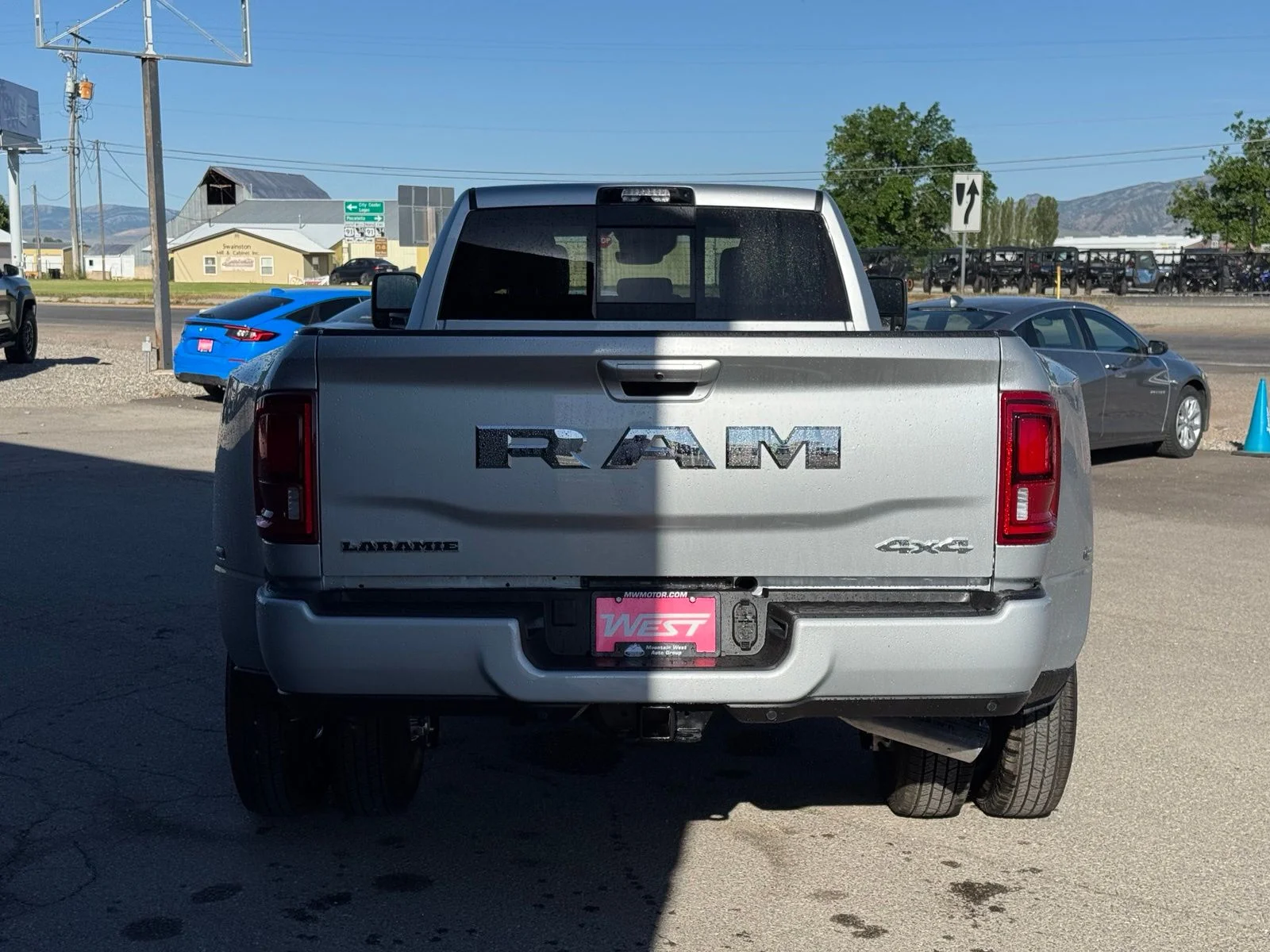 New 2026 Silver-Zynith Exterior Paint RAM Laramie image 8