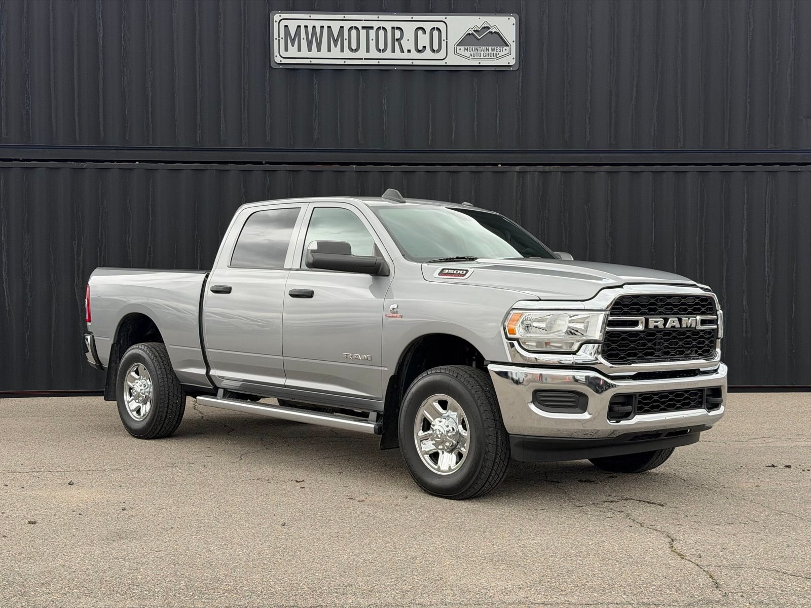 2022 RAM 3500 Tradesman 4X4 Crew Cab SWB's photo