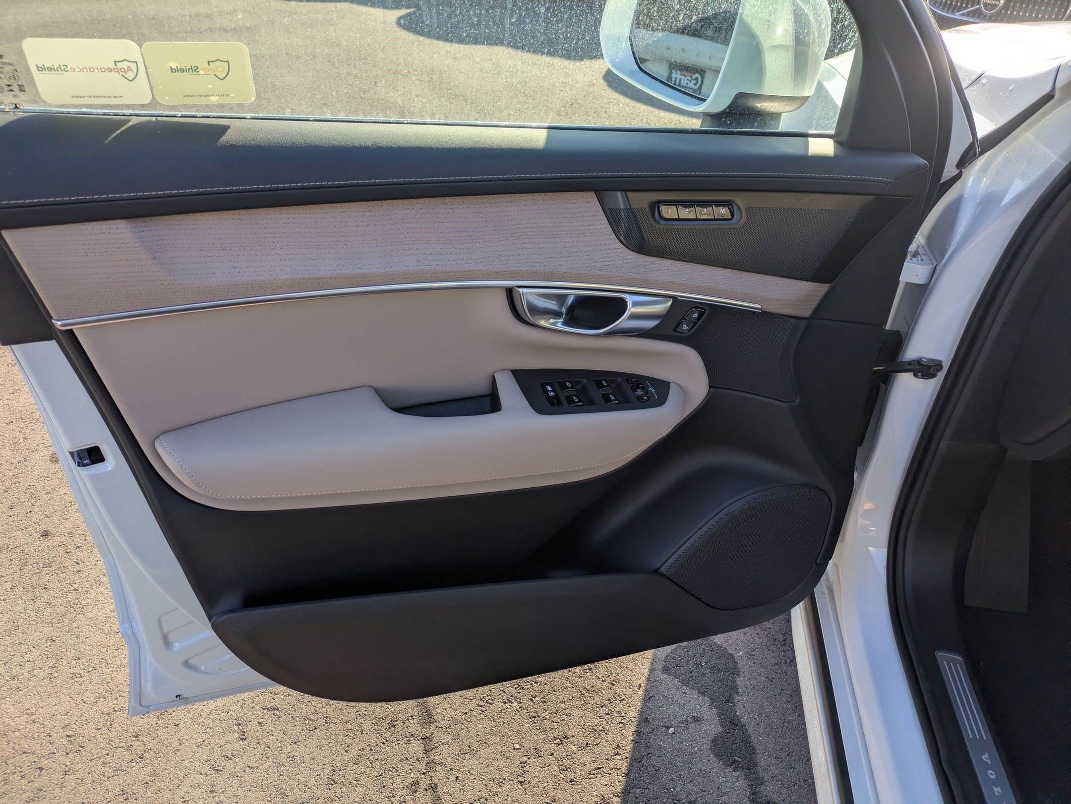 2026 Volvo XC90 Plus - Photo 10