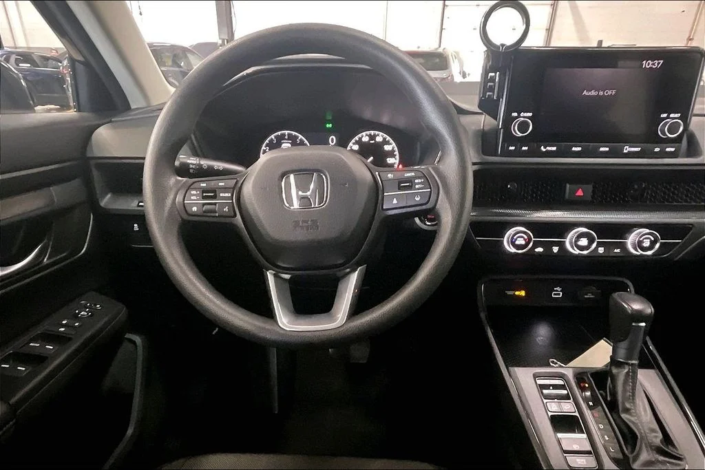 Used 2025 Blue Honda LX image 4