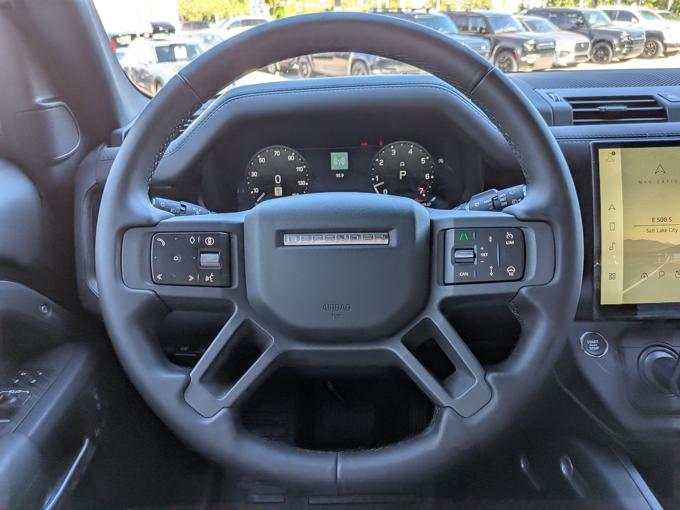 New 2026 Santorini Black Land Rover P400 X-Dynamic SE image 15