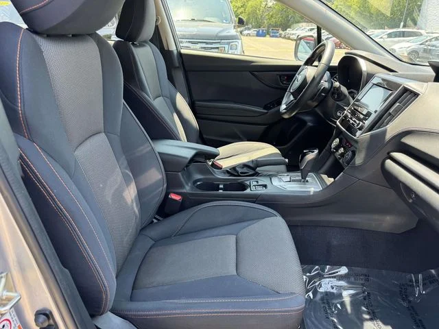 Used 2019 Silver Subaru 2.0i Premium image 16