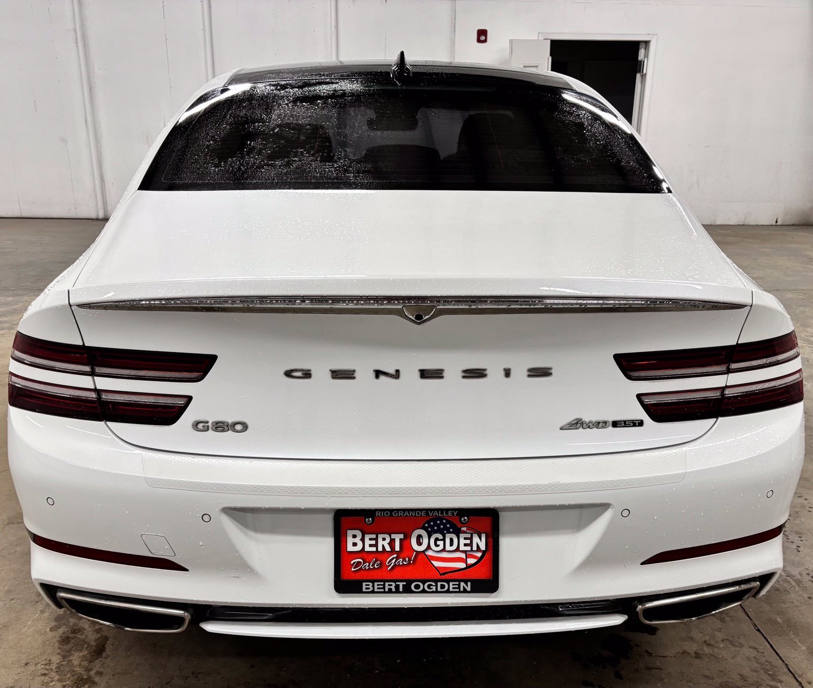 Used 2021 White Genesis 3.5T image 5