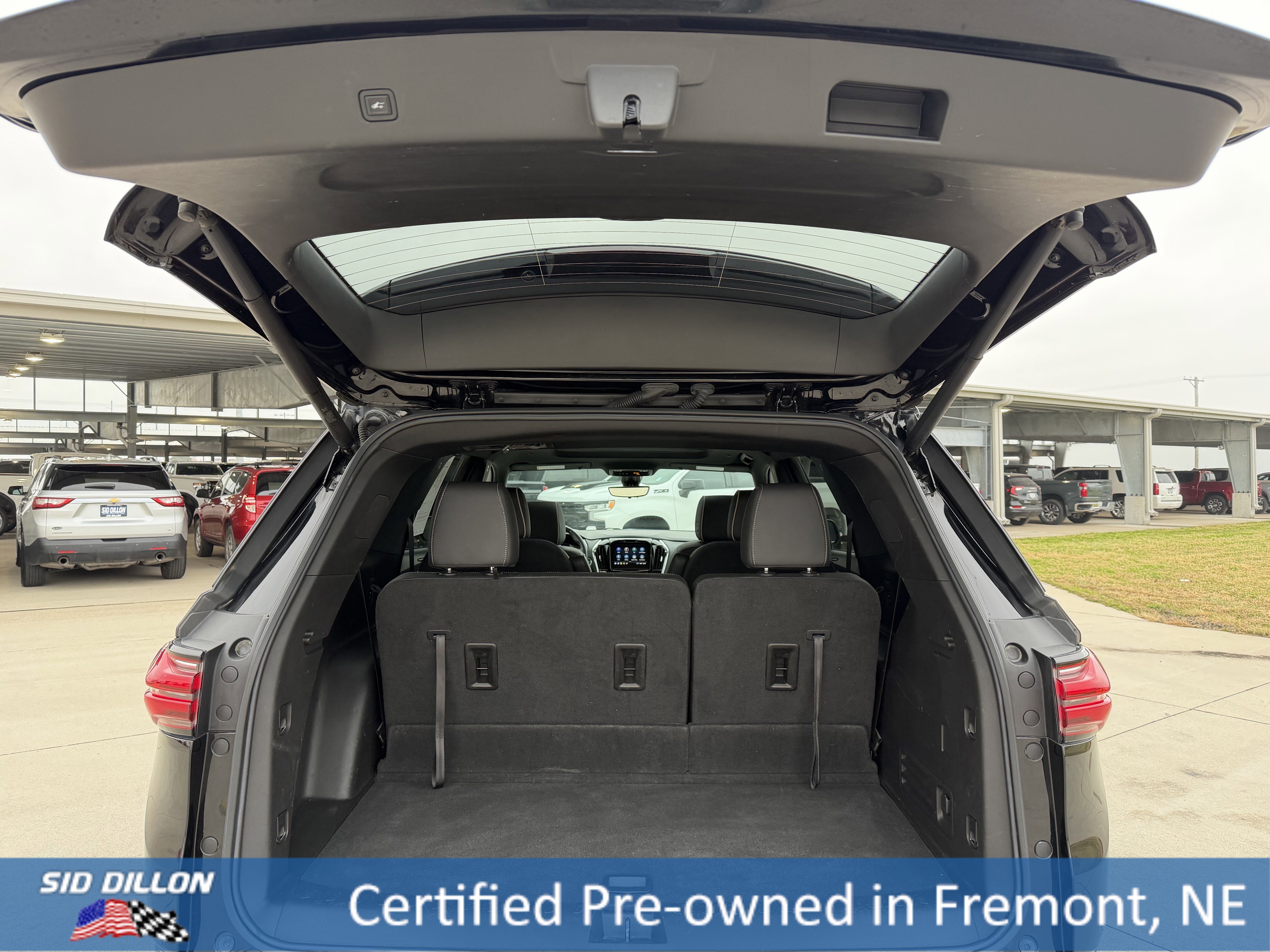 Certified Used 2023 Mosaic Black Metallic Chevrolet Premier image 14