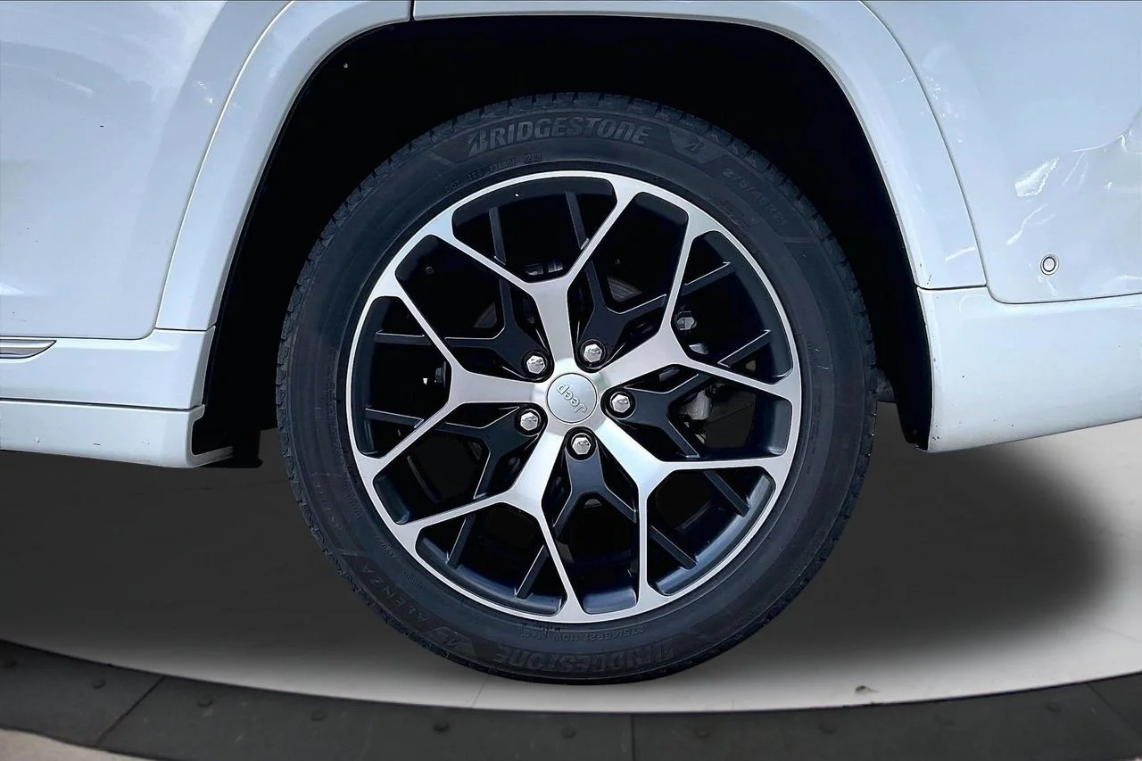 Certified Used 2022 White Jeep Summit Reserve image 37