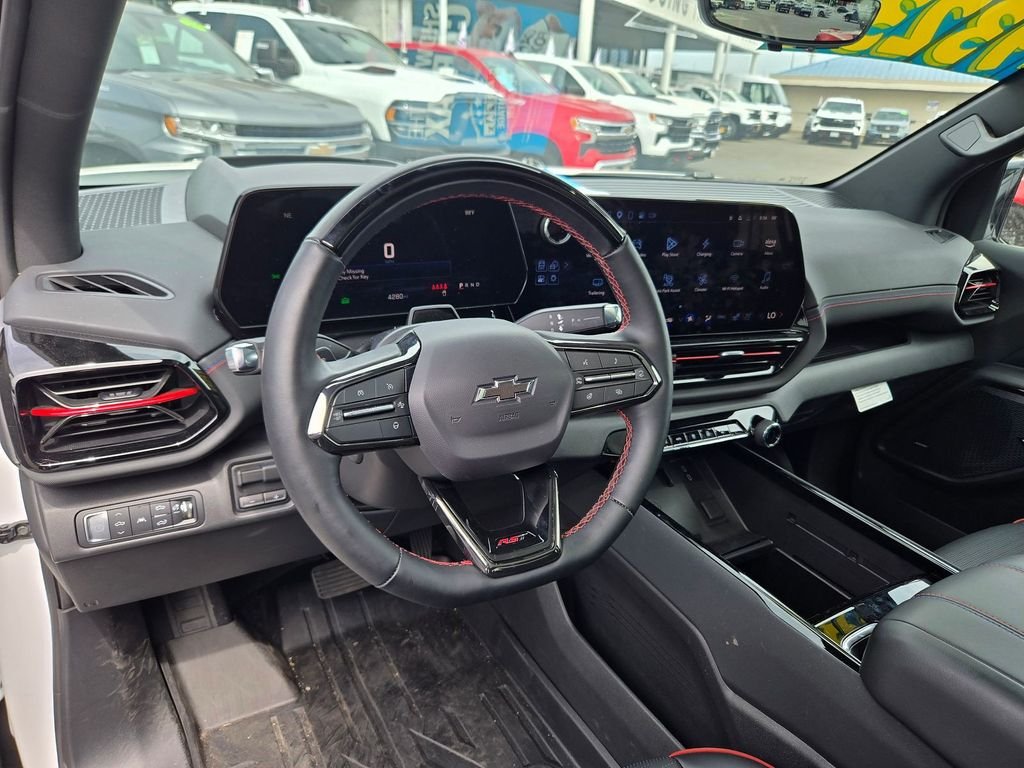 Used 2025 White Chevrolet RST image 6