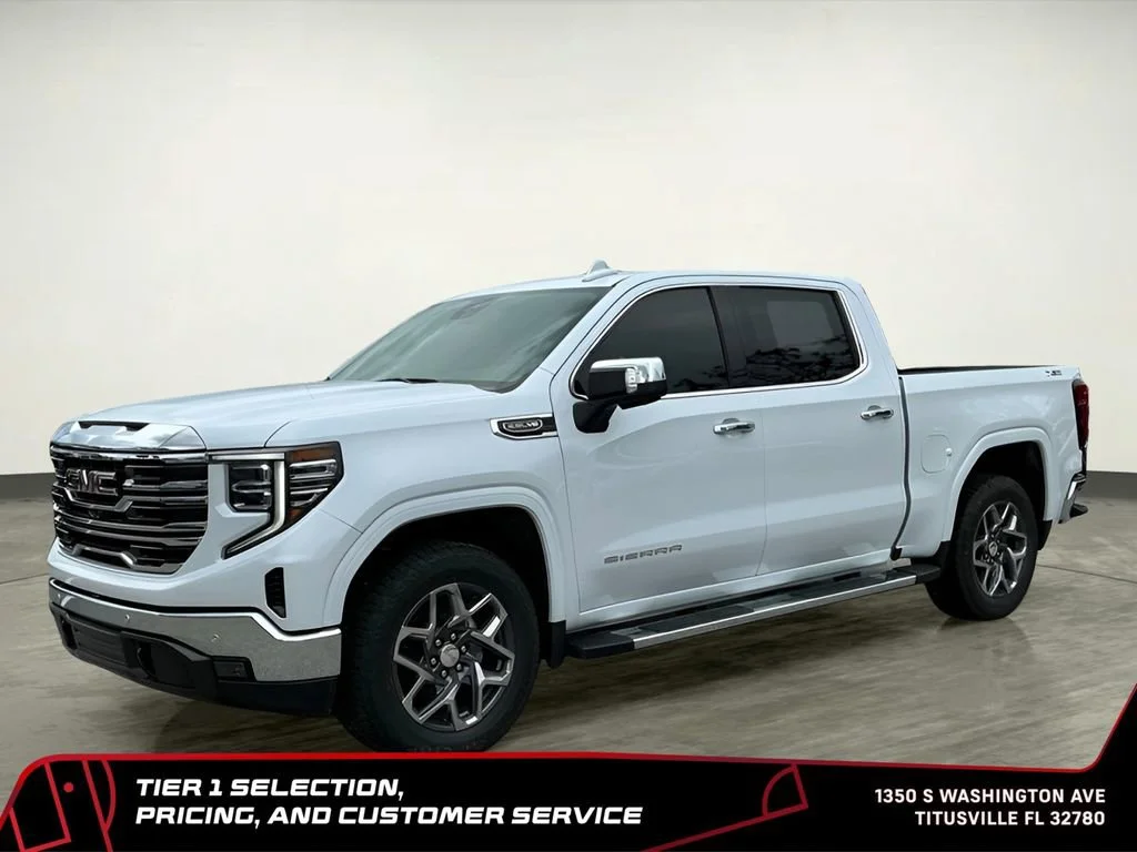 New 2026 Glacier White Tricoat GMC SLT image 2