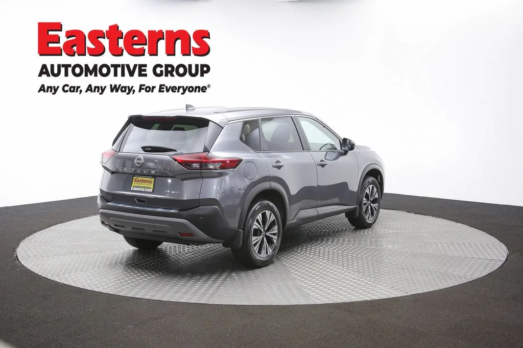 Used 2023 Gray Nissan SV image 41