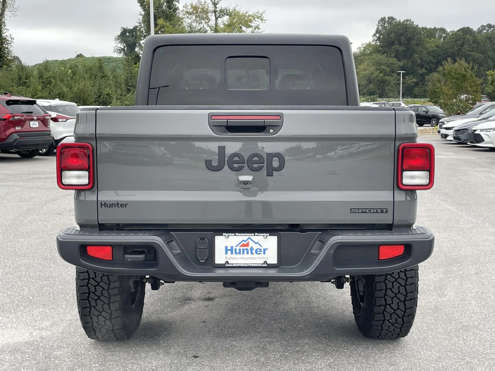 Used 2020 Sting-Gray Clearcoat Jeep Sport S image 26