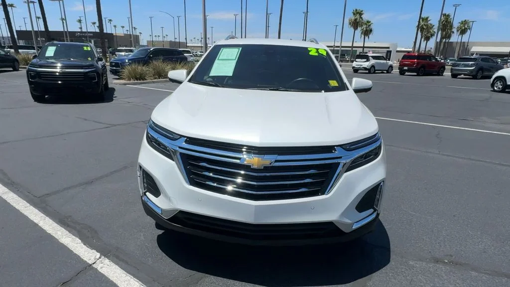 Used 2024 Beige Chevrolet Premier image 4
