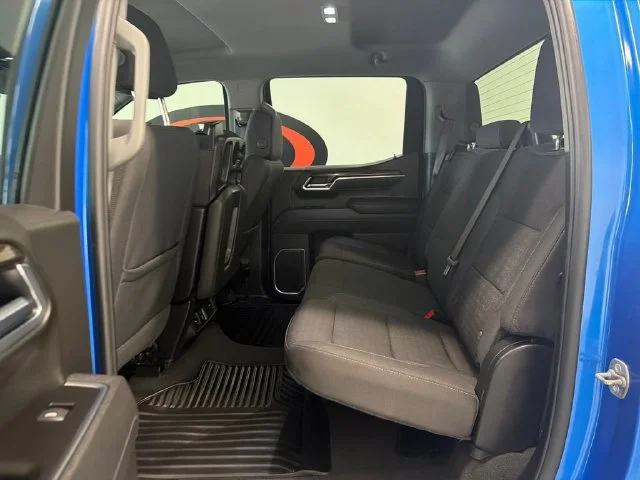 Used 2025 Blue Chevrolet LT image 15