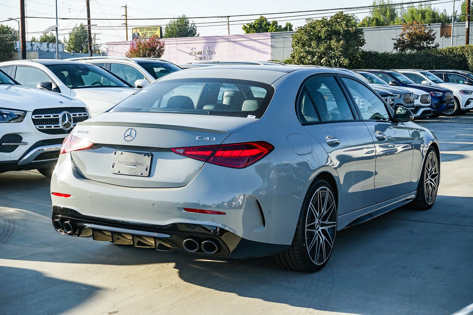 New 2026 MANUFAKTUR Alpine Grey Mercedes-Benz AMG® C 43 image 4