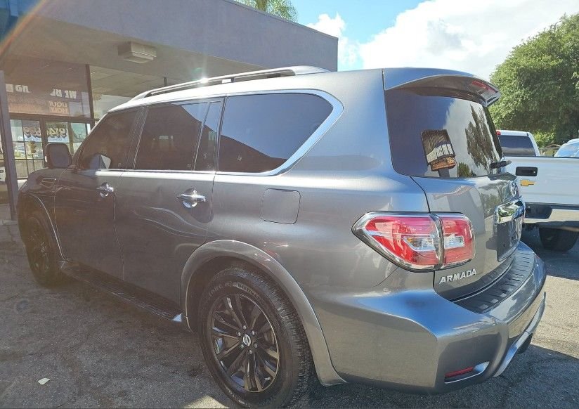 Used 2020 Gray Nissan Platinum image 6