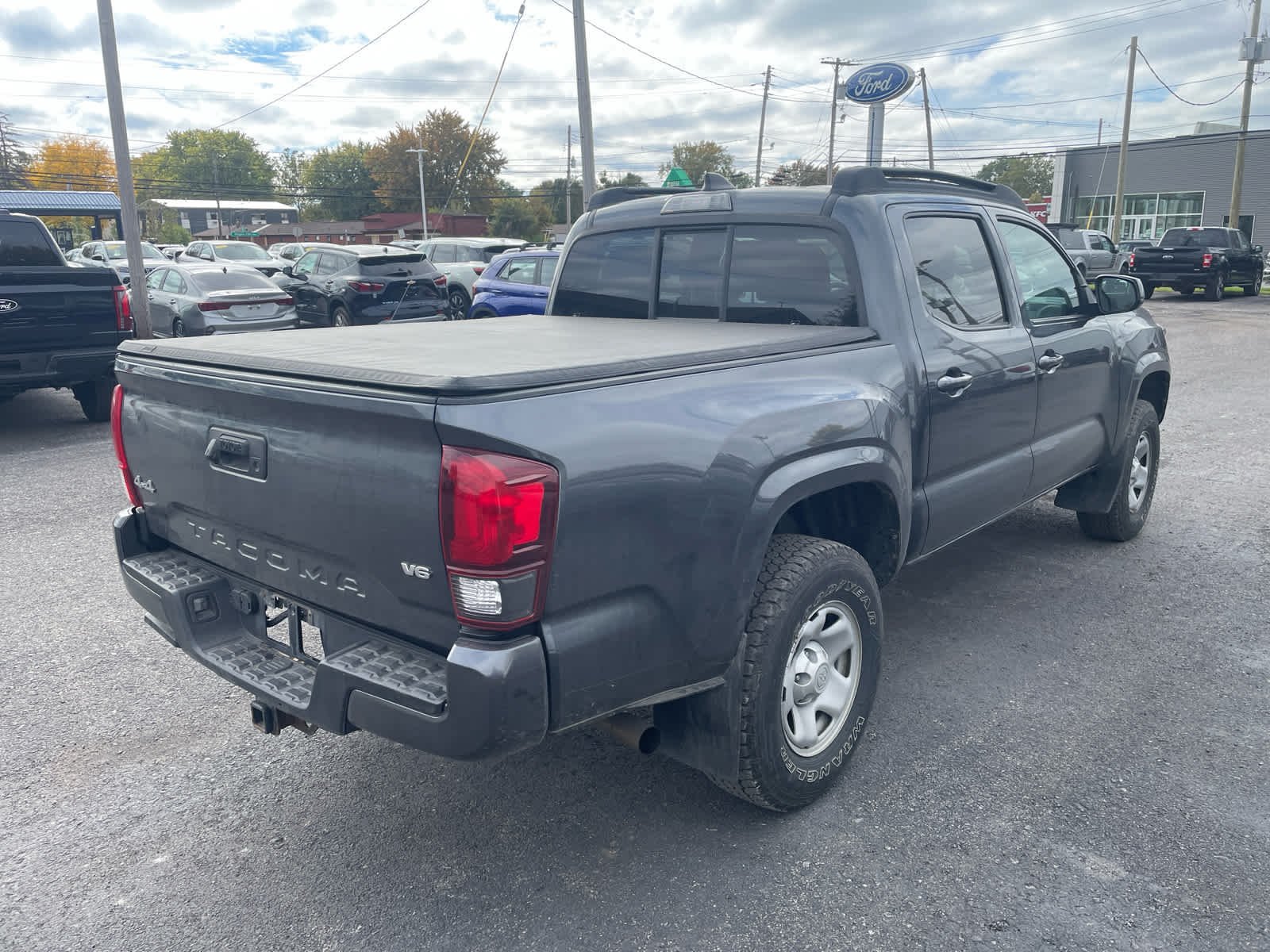 Used 2023 Magnetic Gray Metallic Toyota SR image 3