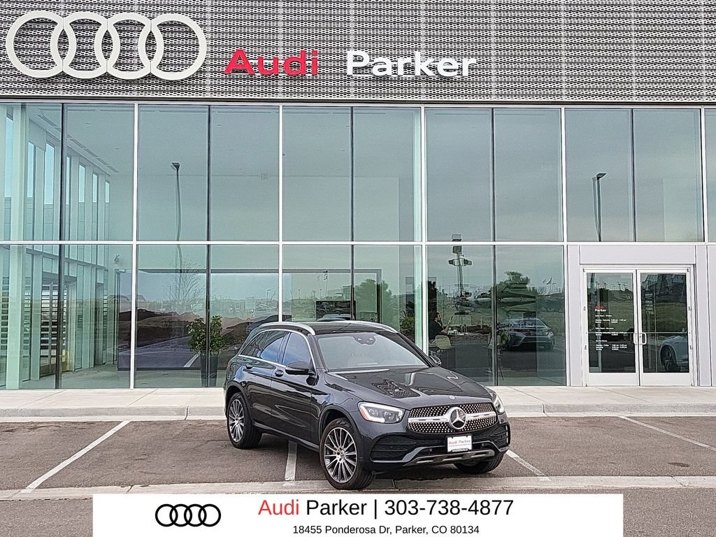 Used 2022 Gray Mercedes-Benz GLC 300 image 1