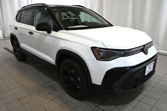 New 2026 White Volkswagen 1.5T SE Black image 14