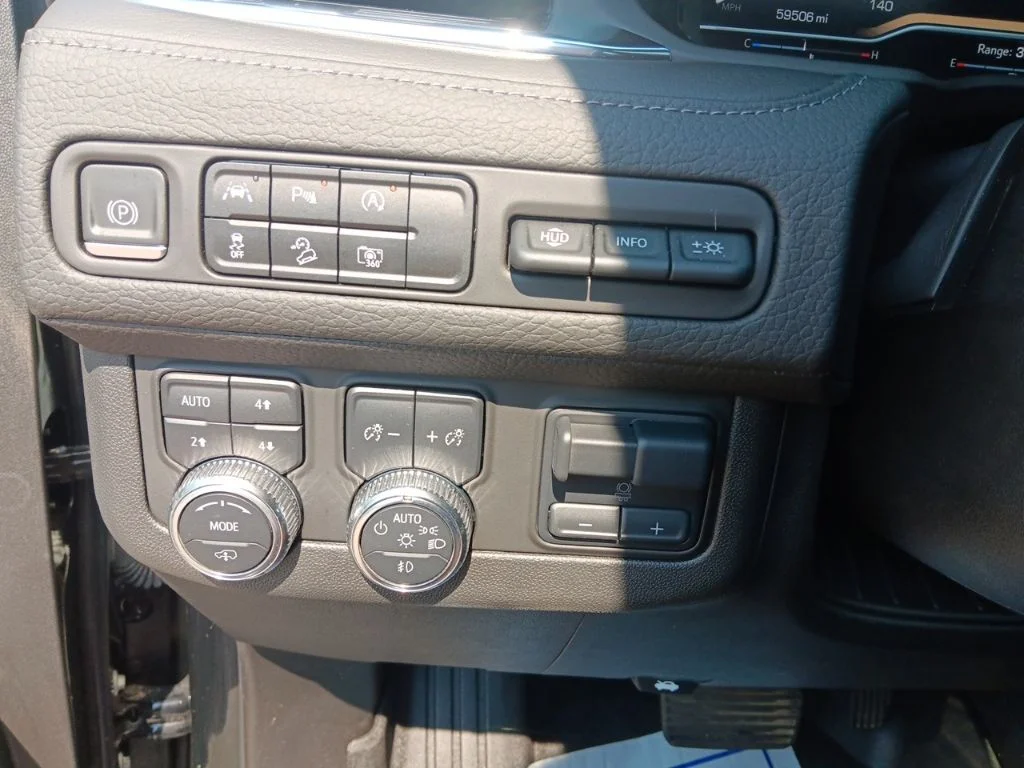 Used 2023 Onyx Black GMC Denali image 15