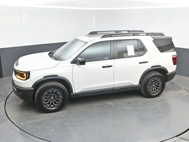 Certified Used 2026 Platinum White Pearl Honda TrailSport image 94