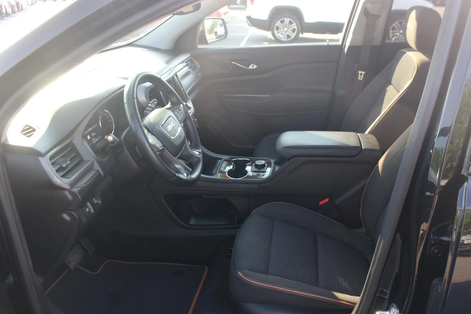 Used 2023 Ebony Twilight Metallic GMC AT4 image 16