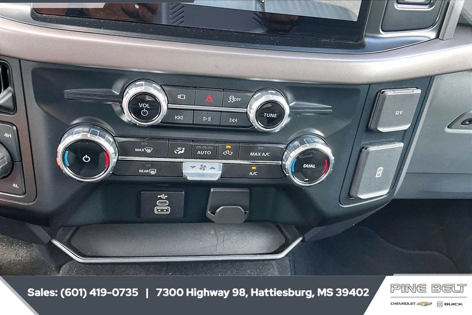 Used 2025 Carbonized Gray Ford XLT image 23