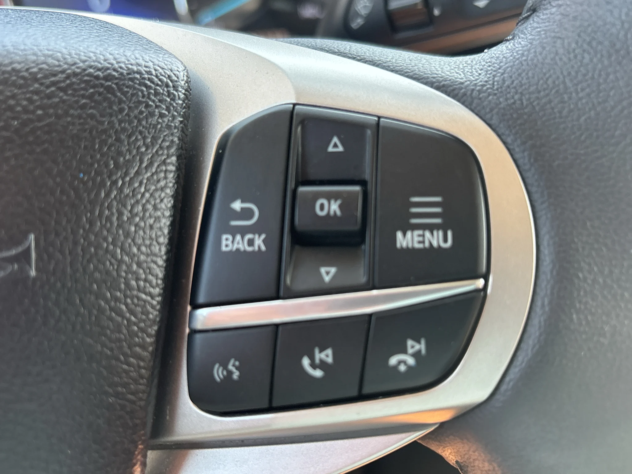 Used 2024 Carbonized Gray Metallic Ford XLT image 16