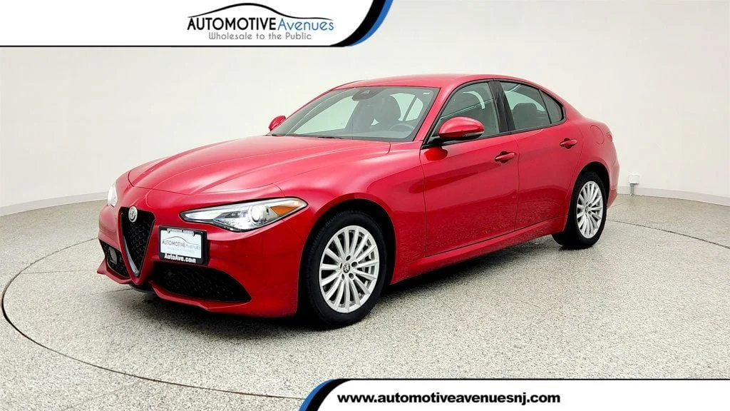 2022 Alfa Romeo Giulia 2.0 Auto AWD's photo