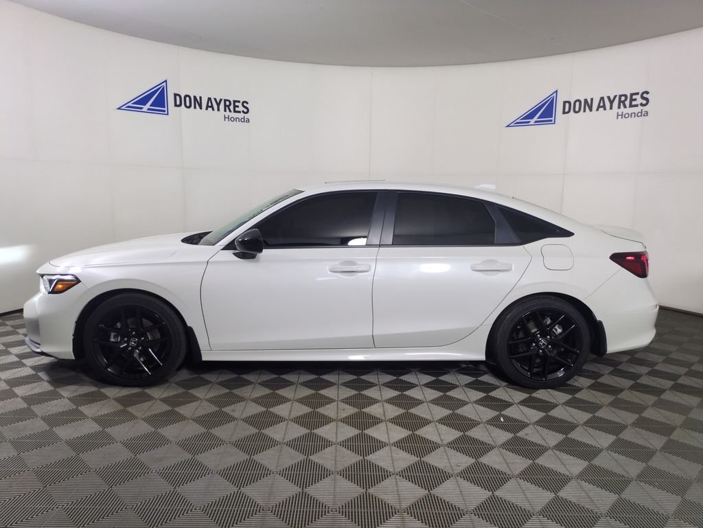 Used 2026 Platinum White Pearl Honda Sport image 2