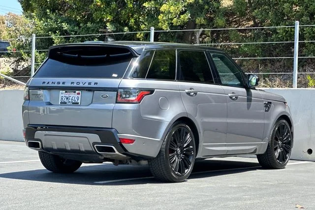 Used 2020 Eiger Grey Metallic Land Rover HSE Dynamic image 5