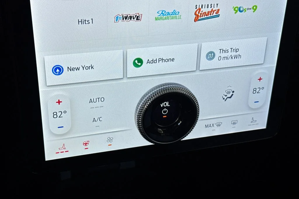 Used 2025 Gray Ford Premium image 22