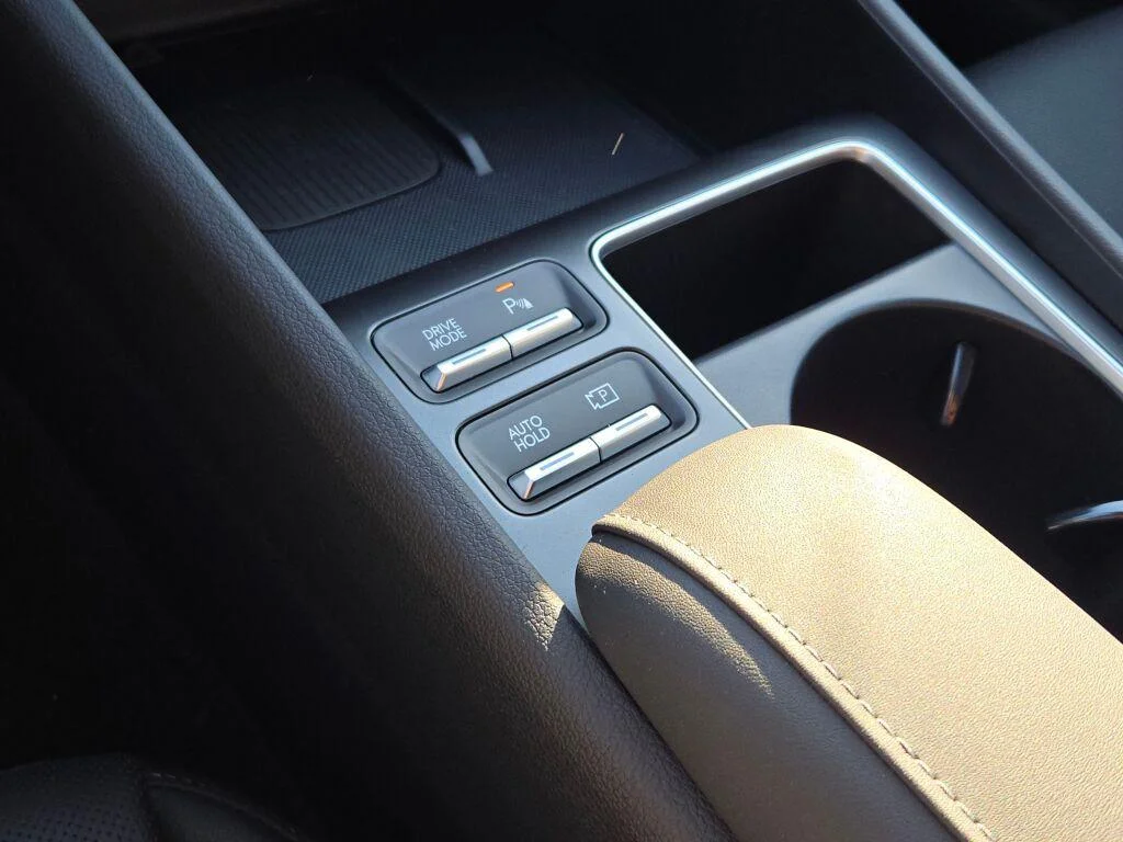 2025 Hyundai Sonata Hybrid Limited - Photo 26
