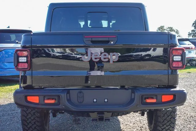 New 2026 Black Jeep Mojave X image 10