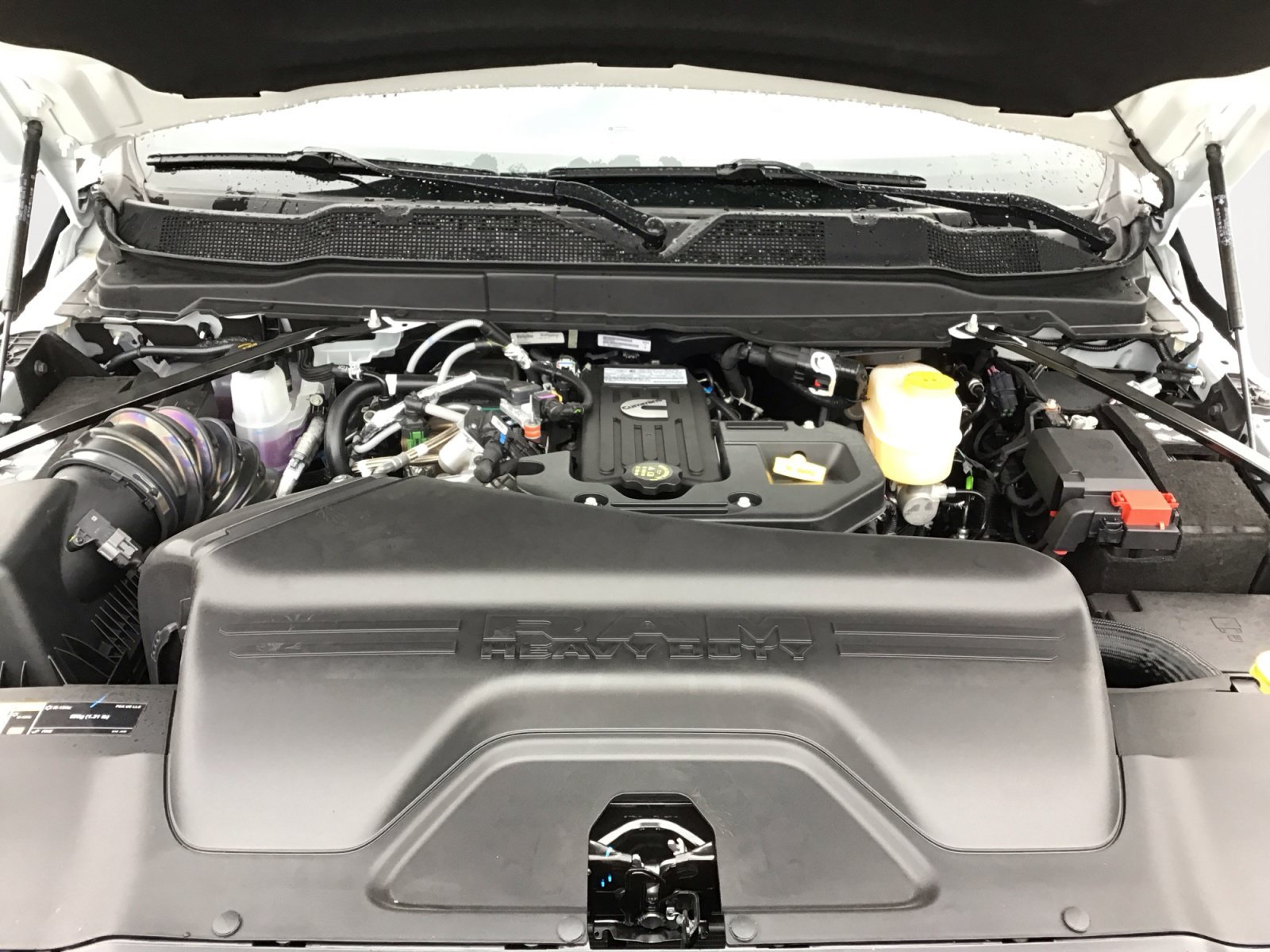 New 2026 Bright White Clearcoat RAM Tradesman image 23