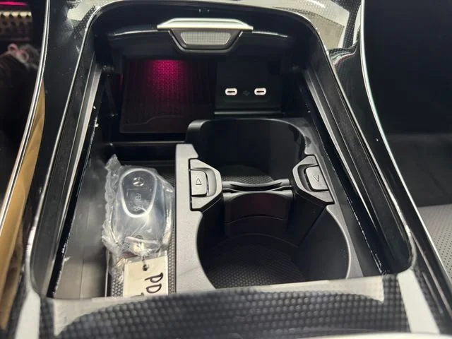 New 2026 MANUFAKTUR Moonlight Whit Mercedes-Benz CLE 53 AMG® image 41