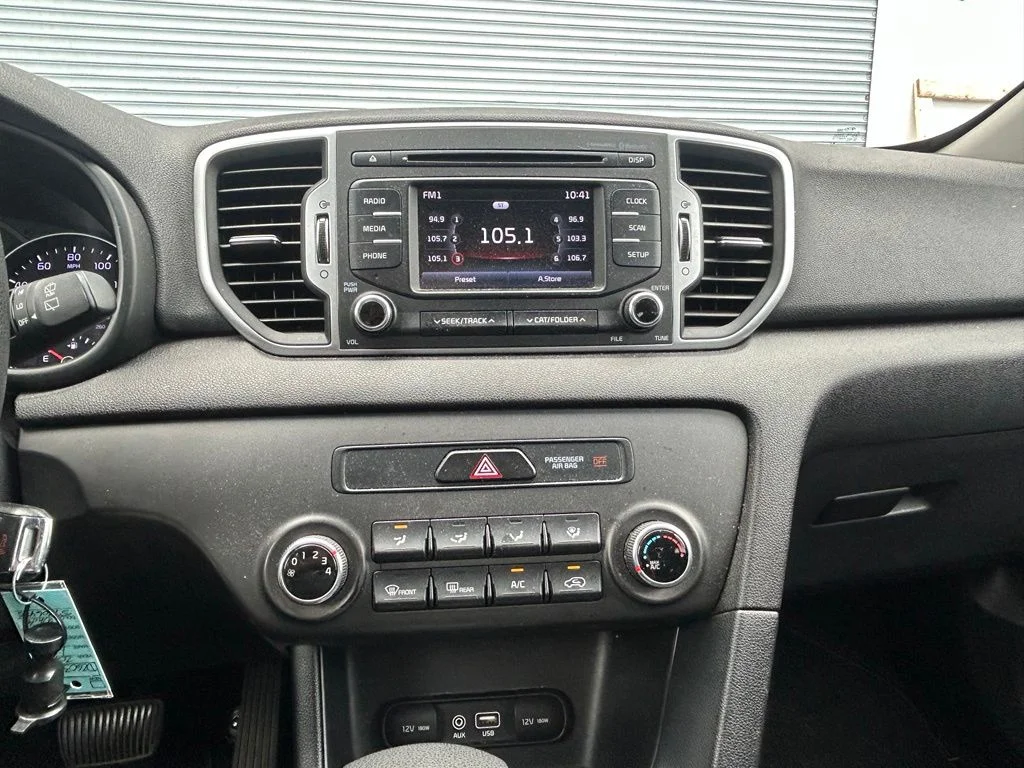 Used 2018 Clear White Kia LX image 15
