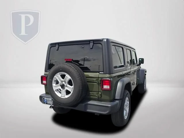 Used 2022 Green Jeep Unlimited Sport S image 7