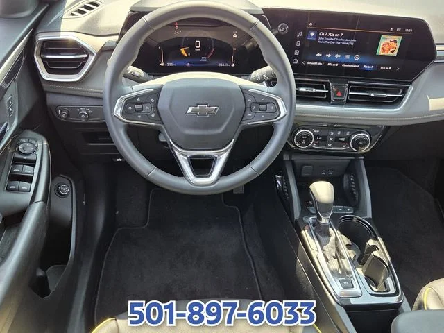 Used 2025 Beige Chevrolet ACTIV image 11