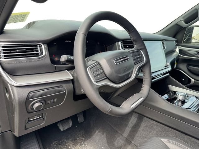 New 2026 Steel Blue Jeep Limited Reserve image 11