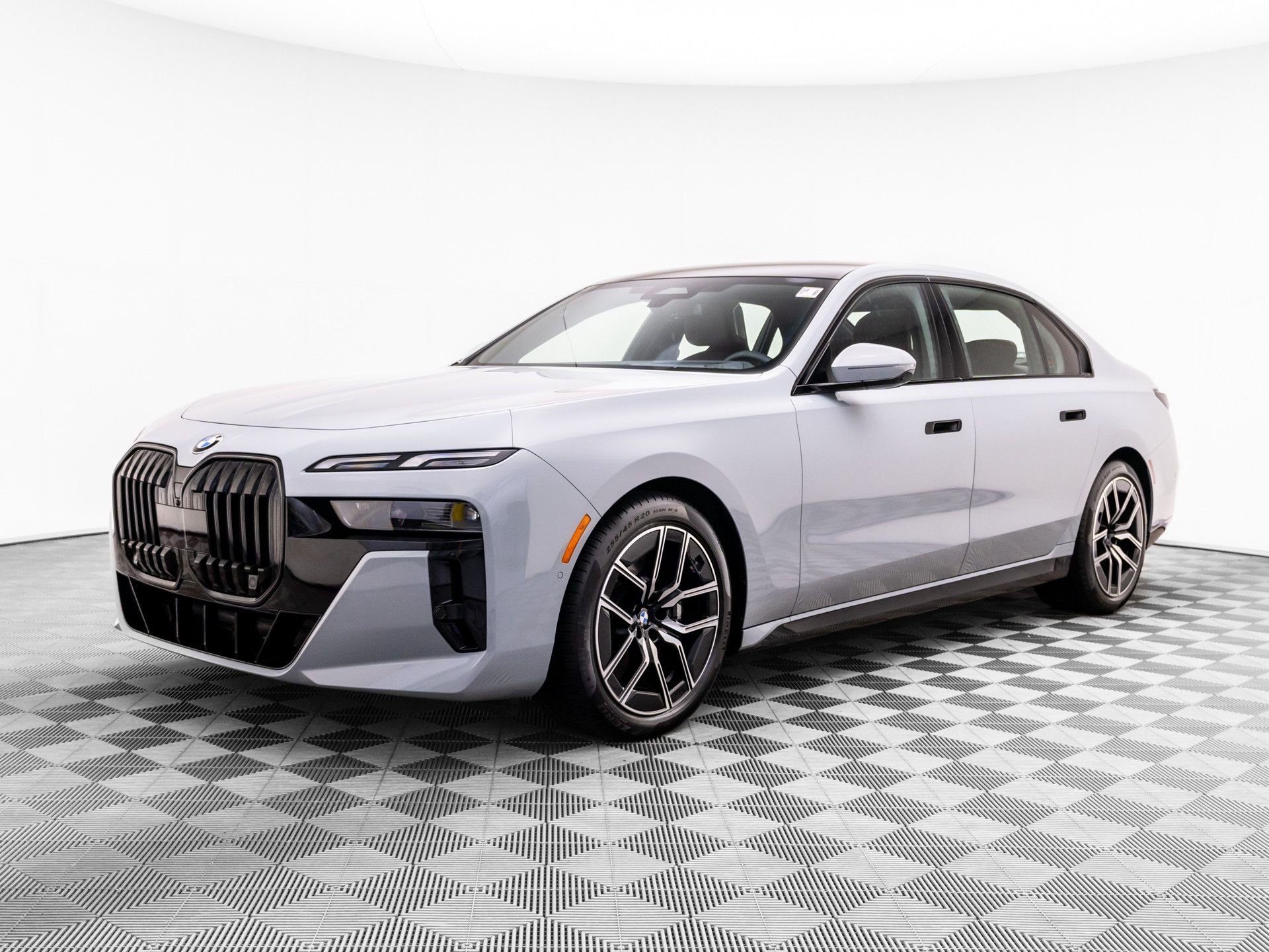2026 BMW 7 Series 740i