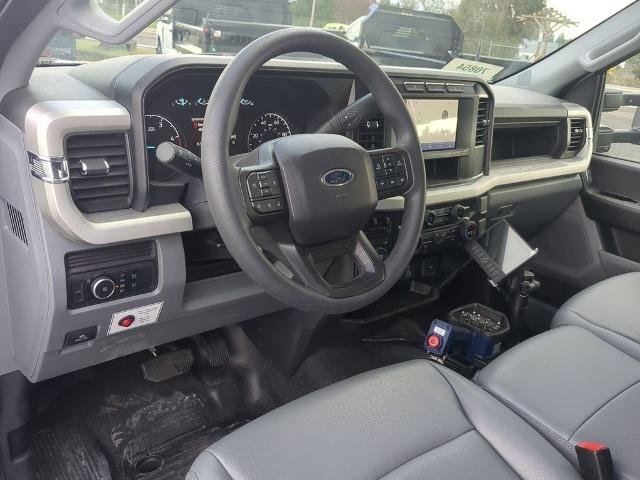 New 2024 Oxford White Ford F-550® XL image 11