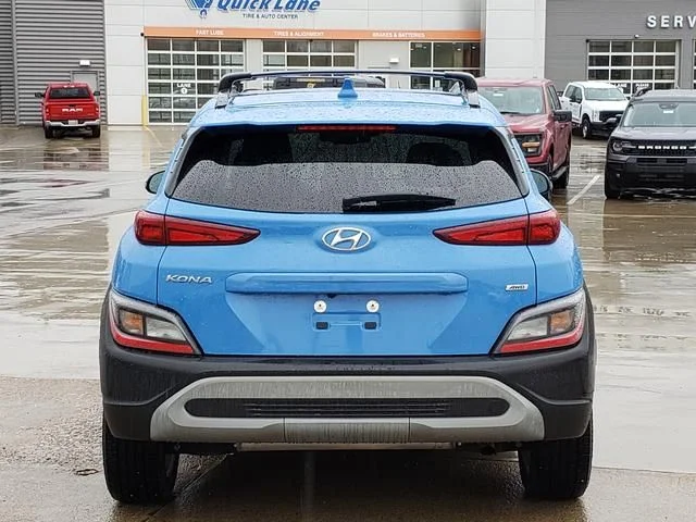 Used 2022 Blue Hyundai SEL image 5