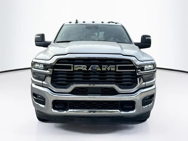 New 2026 Bright White Clear-Coat Exterior Paint RAM TRADESMAN image 2