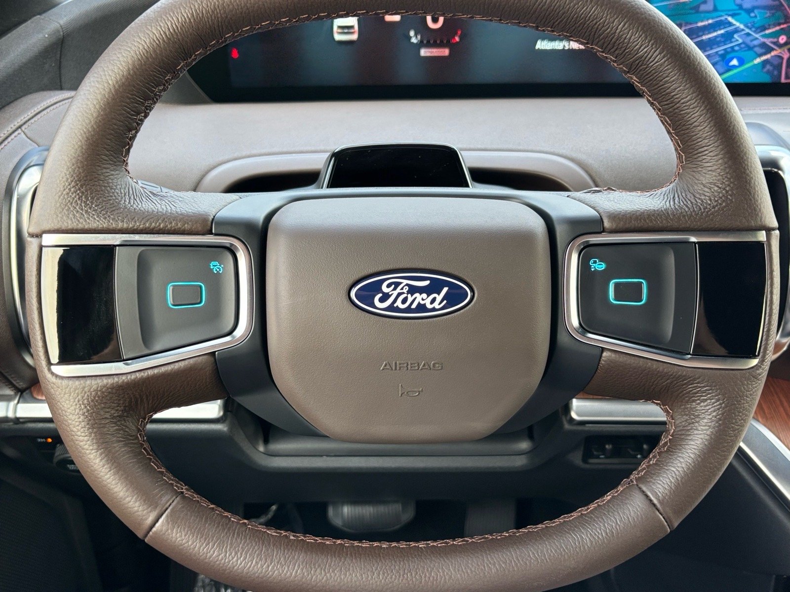 New 2027 Star White Metallic Tri-Coat Ford King Ranch® image 19