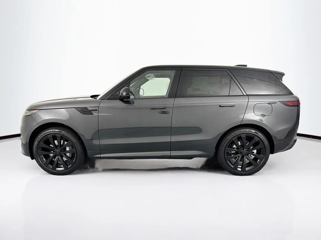 New 2026 Carpathian Grey Land Rover Dynamic SE image 8