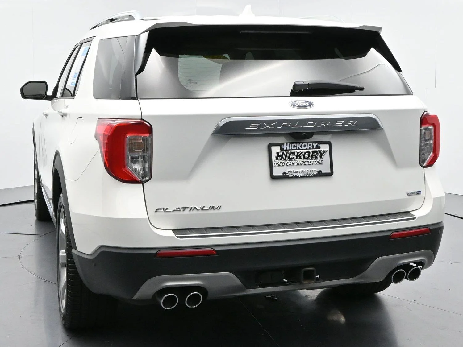 Used 2020 Star White Metallic Tri-Coat Ford Platinum image 6