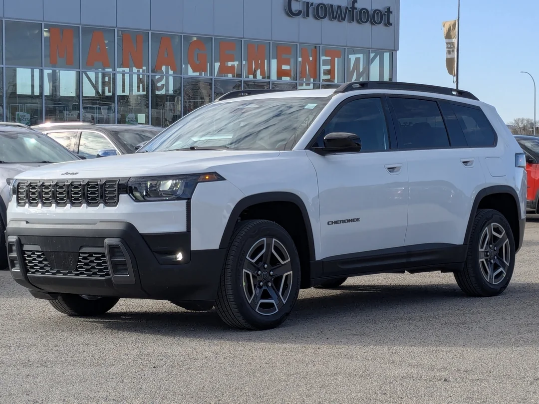 New 2026 White Jeep Laredo - - 4x4 - 1.6L Turbo Hybrid - 12.3 Uconnect 5 Display - Selec-Terrain & More! image 4