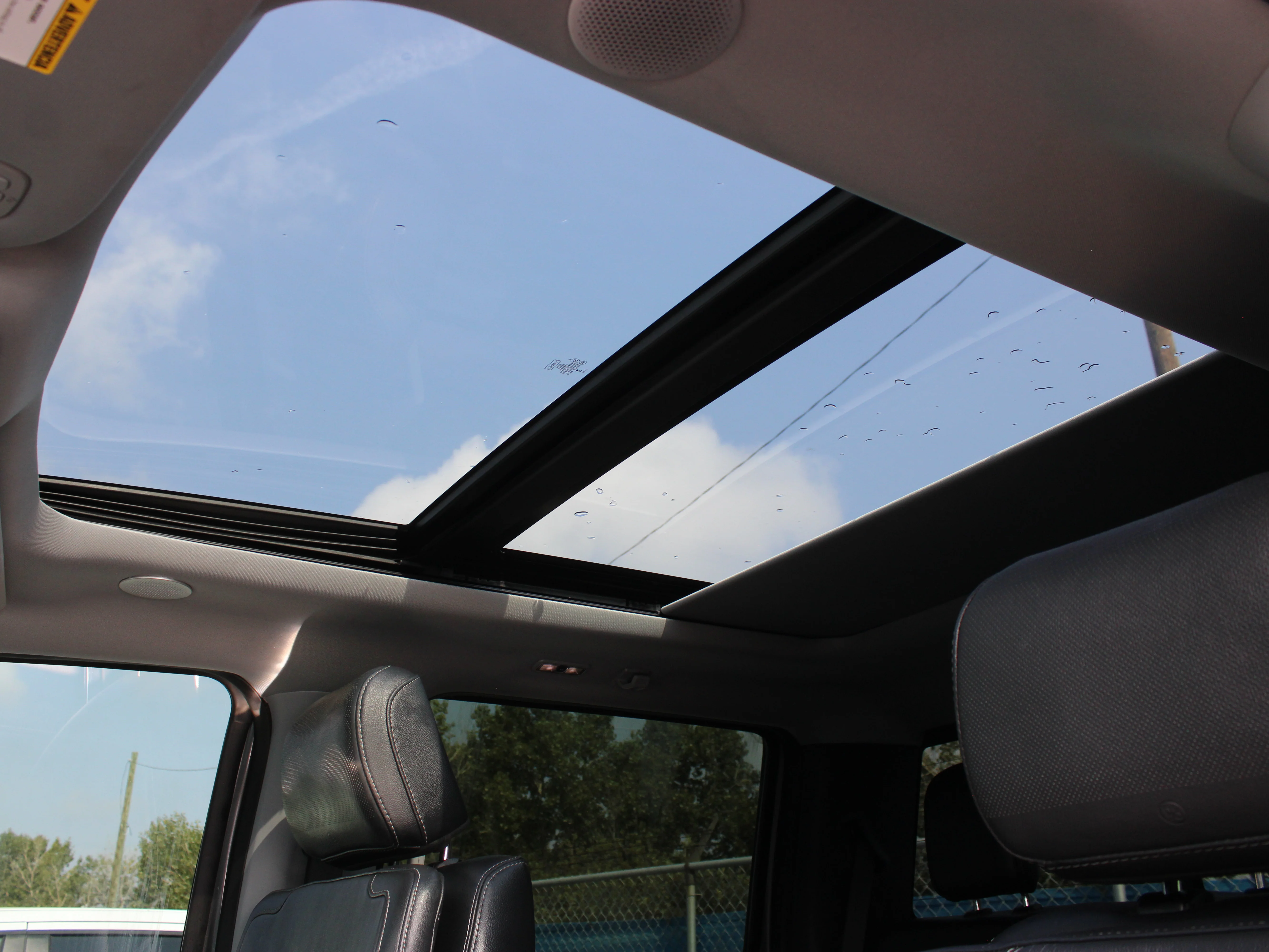 Used 2023 Grey Ford LARIAT image 25