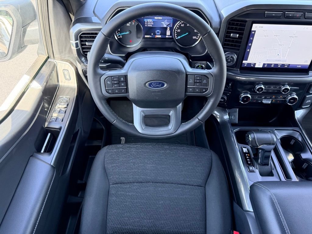 Used 2023 Gray Ford XLT image 21