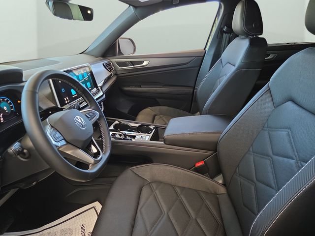 New 2026 Gray Volkswagen SE w/Technology image 20