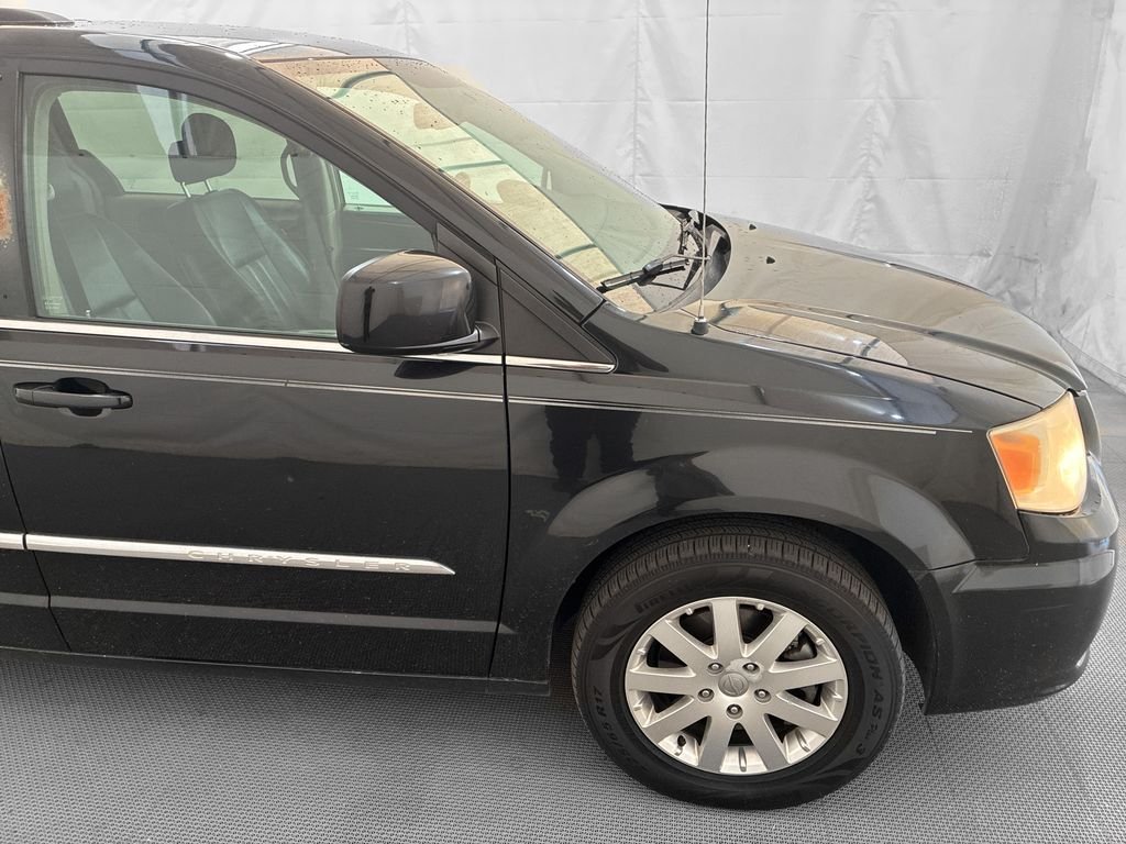 Used 2014 Black Chrysler Touring image 7